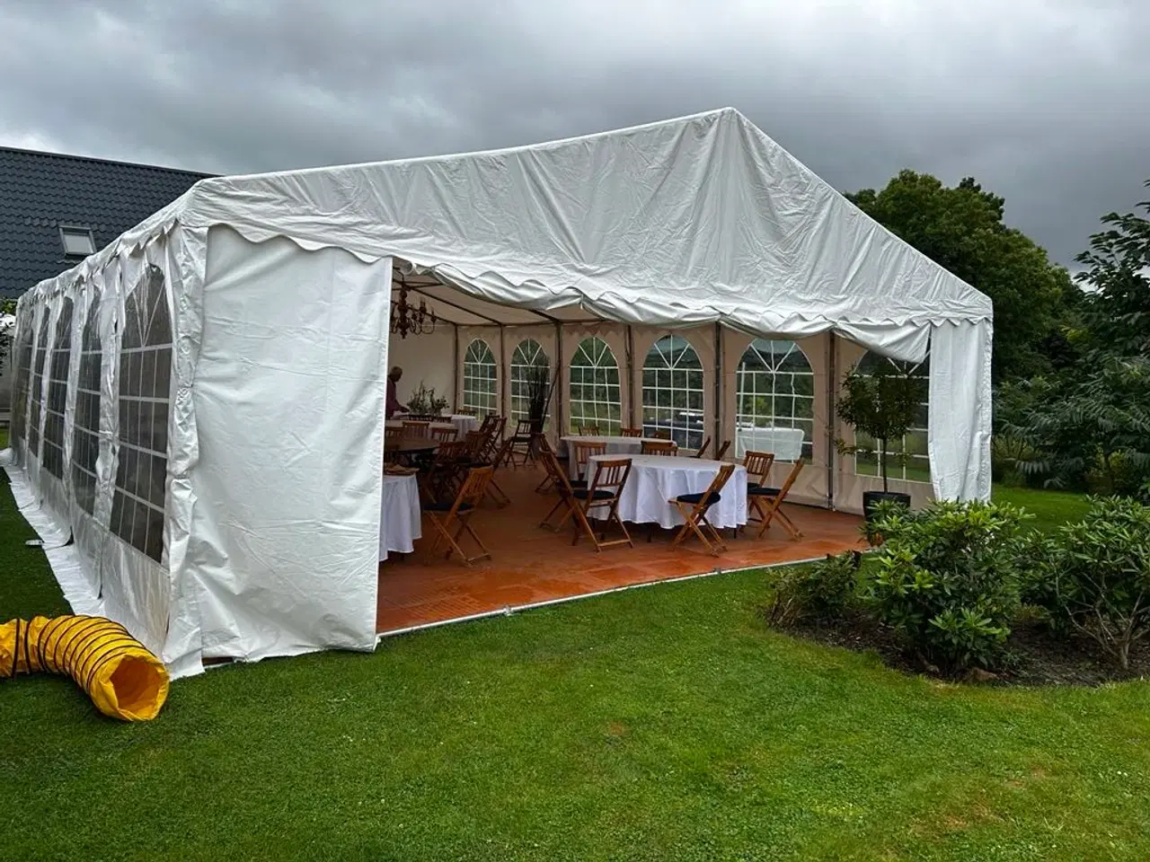 Billede 13 - Lej 8x12 m Partytelt, festtelt, havetelt