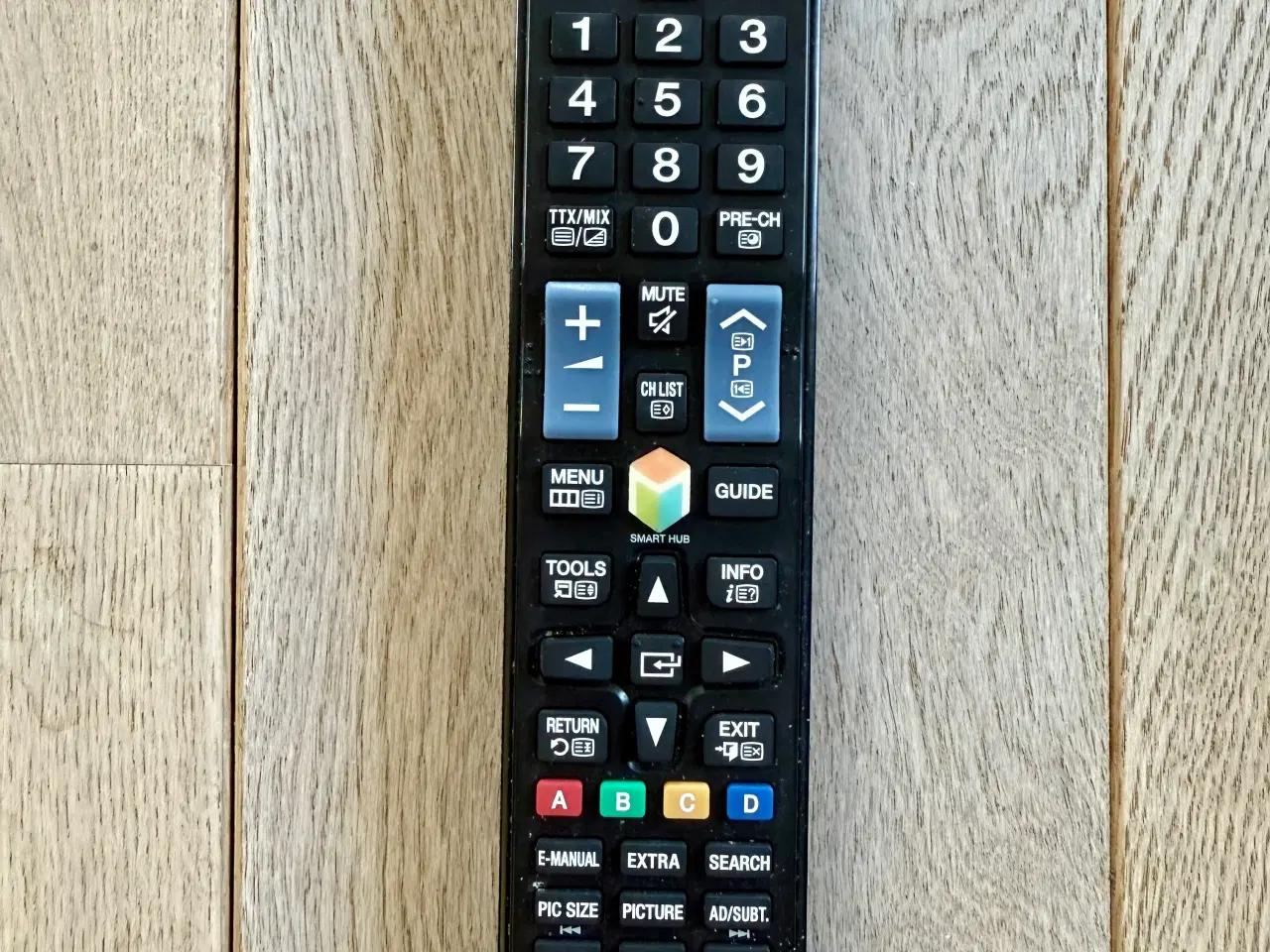 Billede 10 - Fint billigt Samsung 48" TV fladskærm Full-HD 