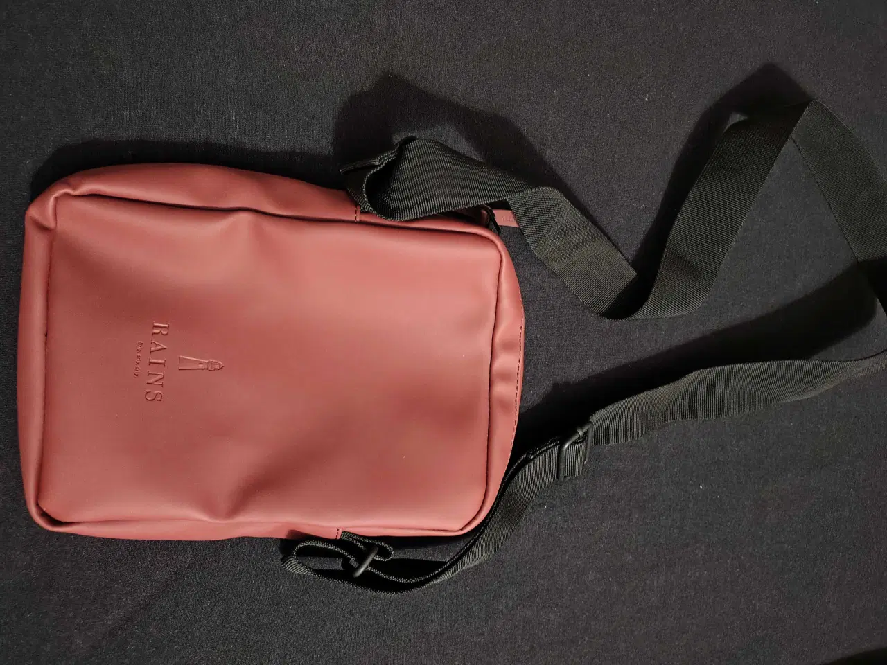 Billede 2 - NY Rains skuldertaske