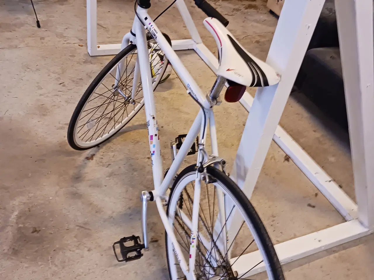 Billede 1 - Nokia 28 "