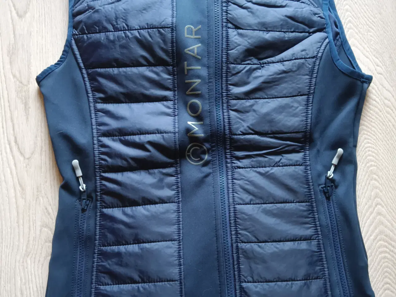 Billede 3 - Jakke og veste str small/medium/ large 