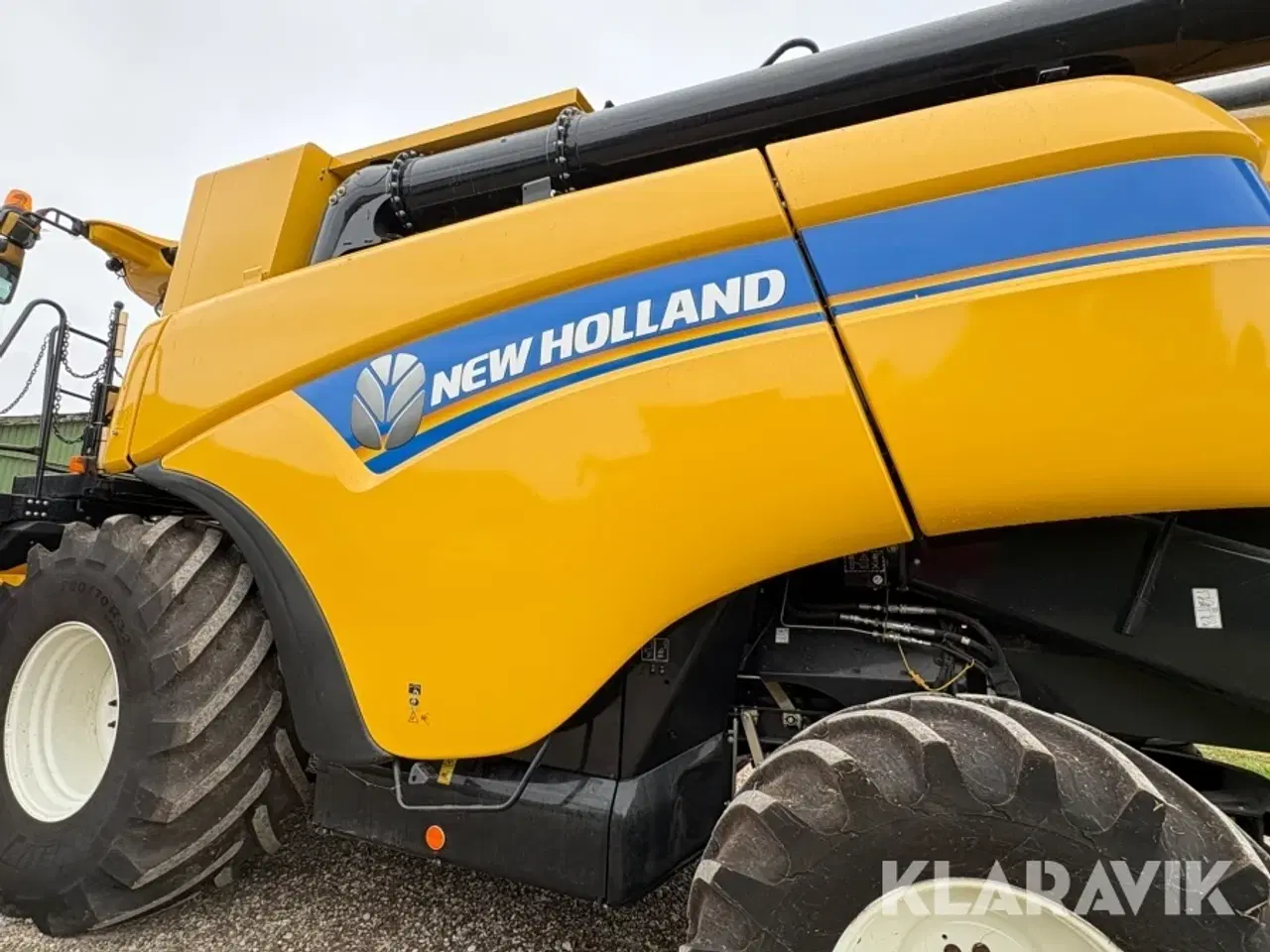 Billede 12 - Mejetærsker New Holland CX8.70 med New Holland skærebord
