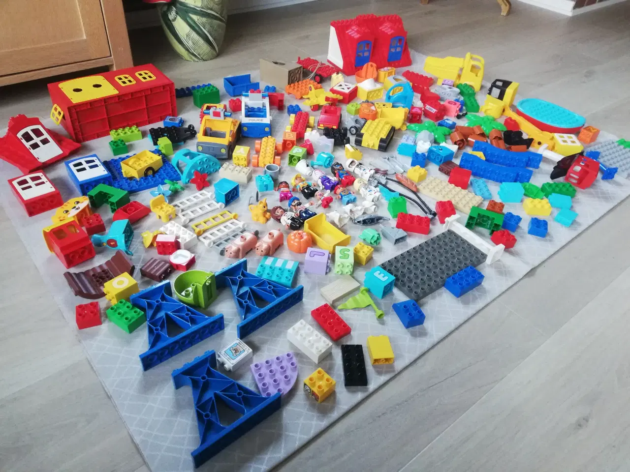 Billede 3 - Lego Duplo 4 kg blandet 