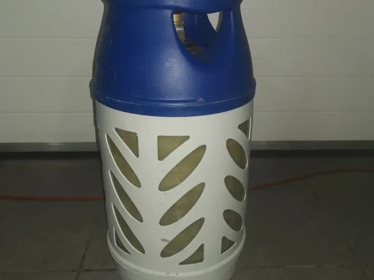 Billede 1 - Gas flaske 10 kg let incl. gas