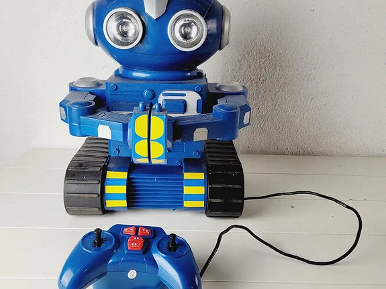 Billede 1 - ⭐️- Vintage Fjernstyrede Robot