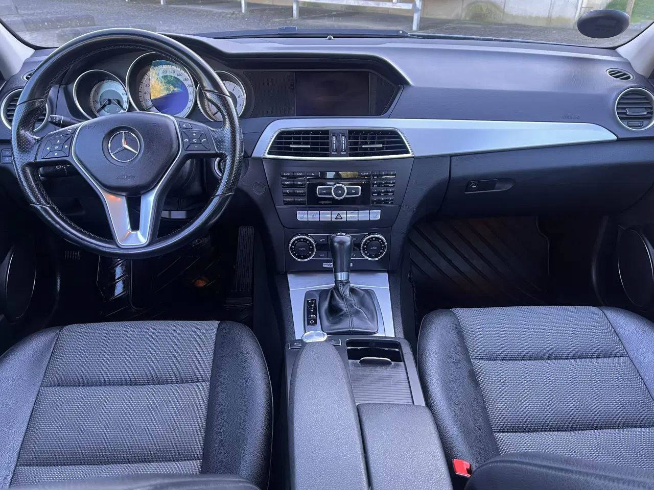 Billede 10 - Velholdt Mercedes C Klasse