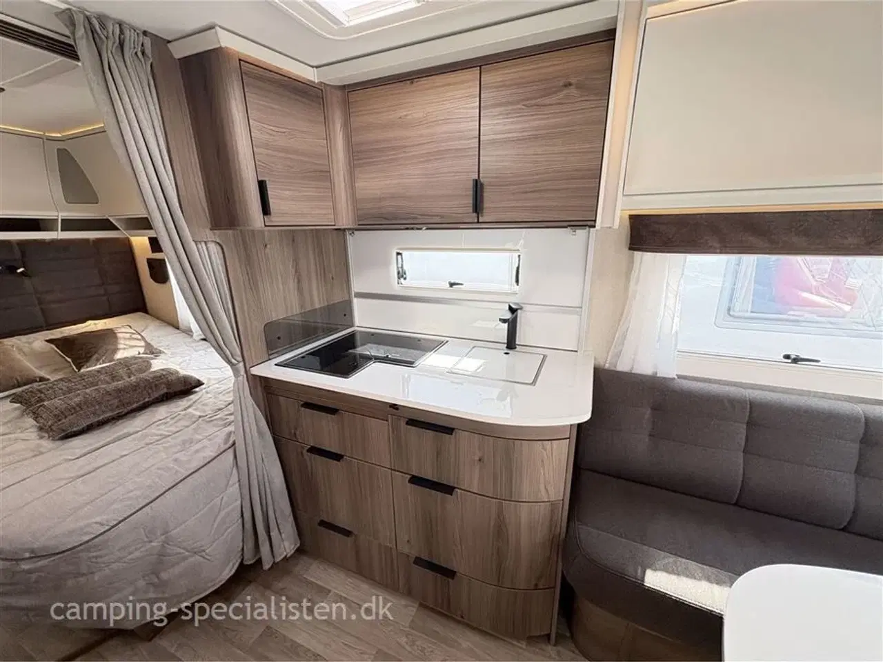 Billede 5 - 2025 - Kabe Briljant 470 XL KS   Kabe Briljant 470 KS 2025 - Se den nu hos Camping-Specialisten.dk