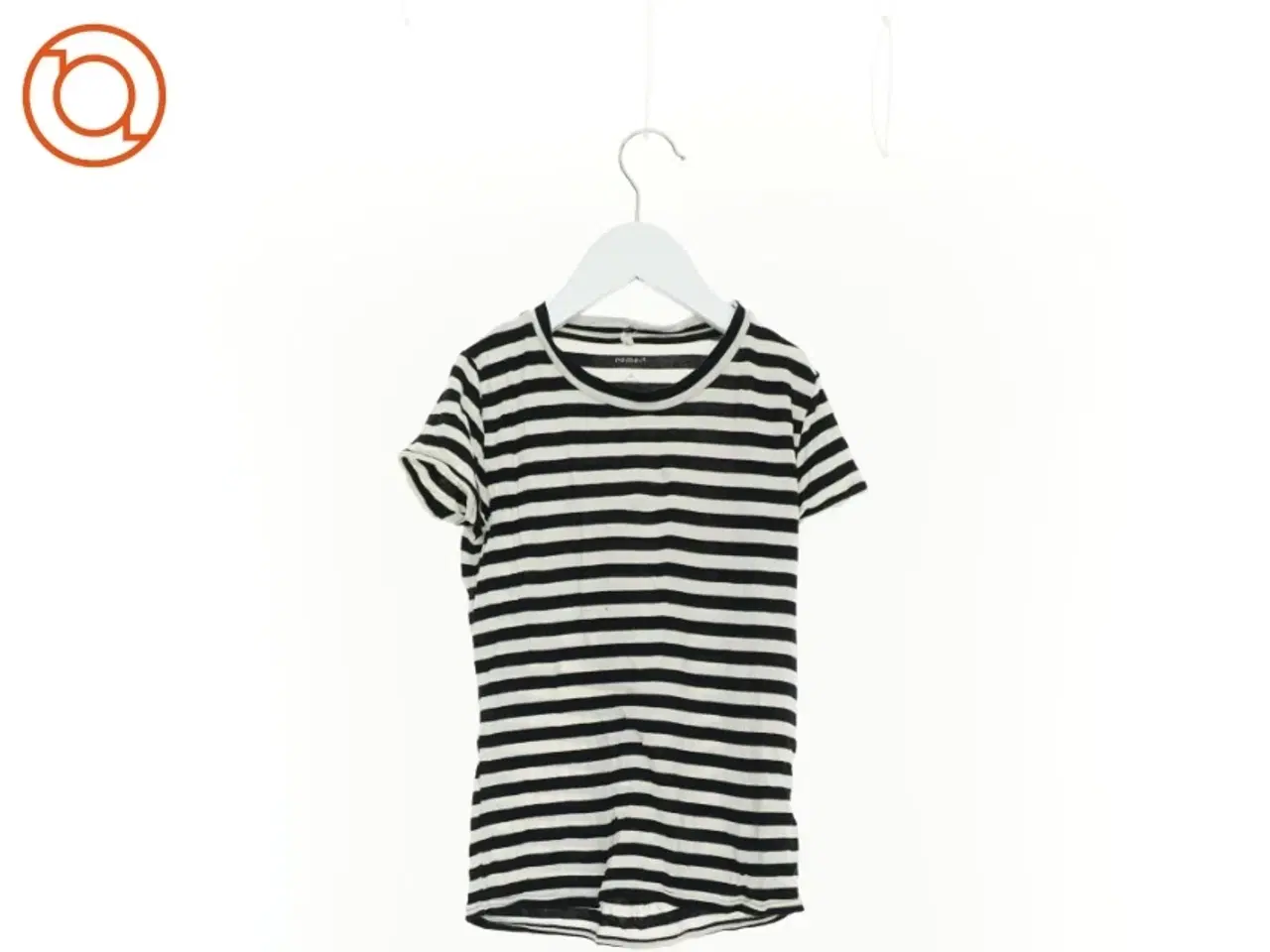 Billede 1 - T-shirt fra Name It (str. 122 cm)