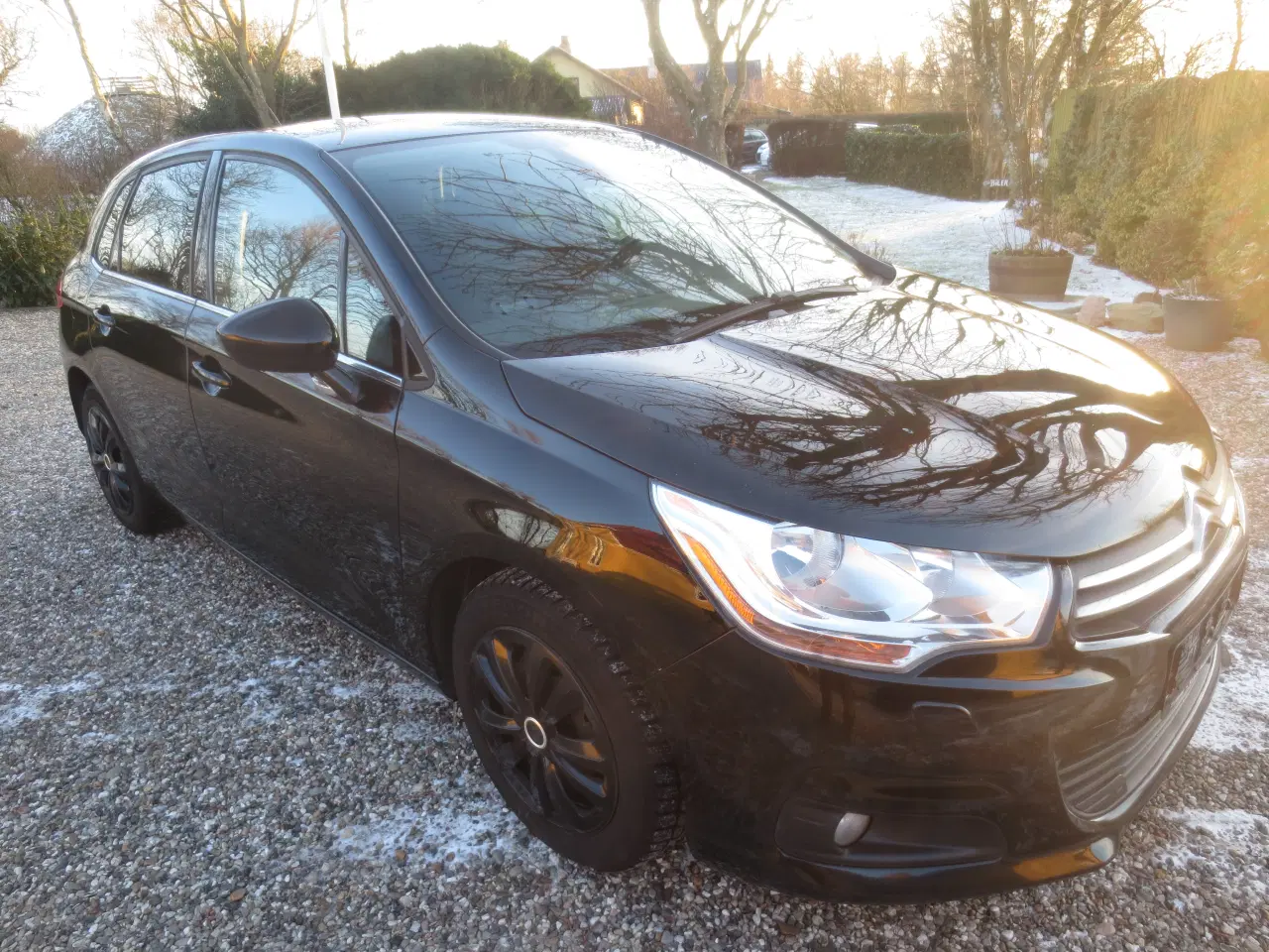 Billede 4 - Citroen C 4 1.6 HDi År 2012. Nysynet.