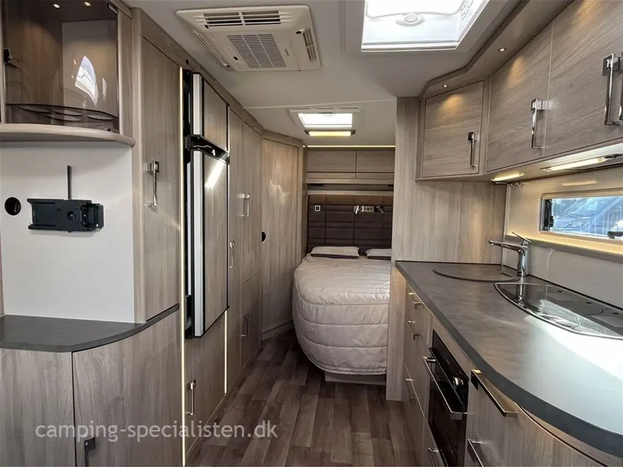 Billede 12 - 2021 - Kabe Smaragd 520 XL KS   Kabe Smaragd XL KS Queen Selection 2021 - Se den nu hos Camping-Specialisten.dk