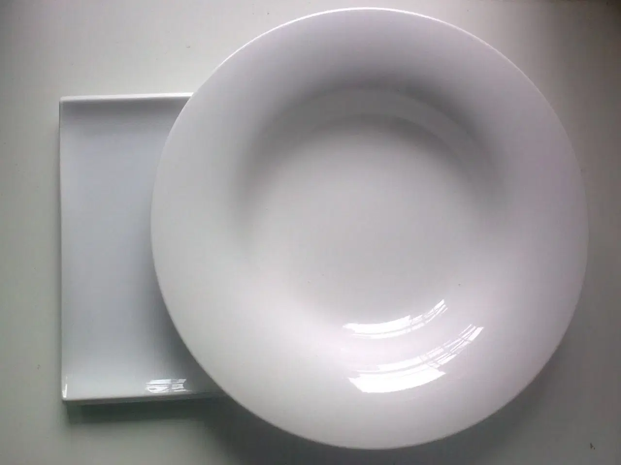 Billede 10 - Royal Copenhagen HVID space fad 1980rne