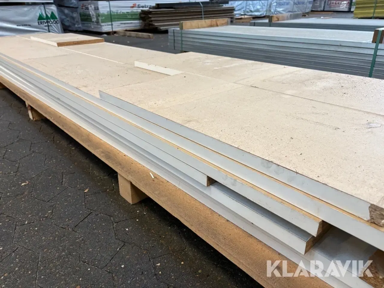 Billede 11 - Bundkarm til vinduer