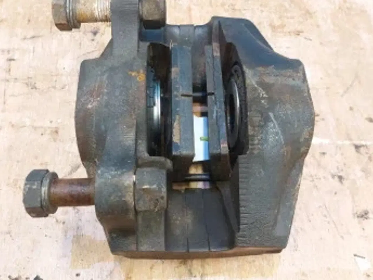 Billede 6 - Massey Ferguson 7278 Bremsekaliber 46140016