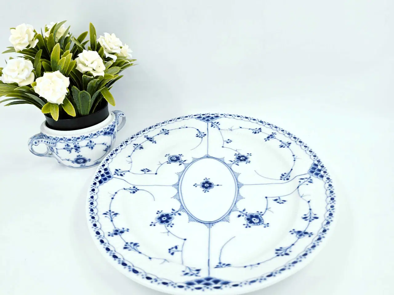 Billede 5 - Musselmalet Halvblonde ovalt fad Porcelæn 