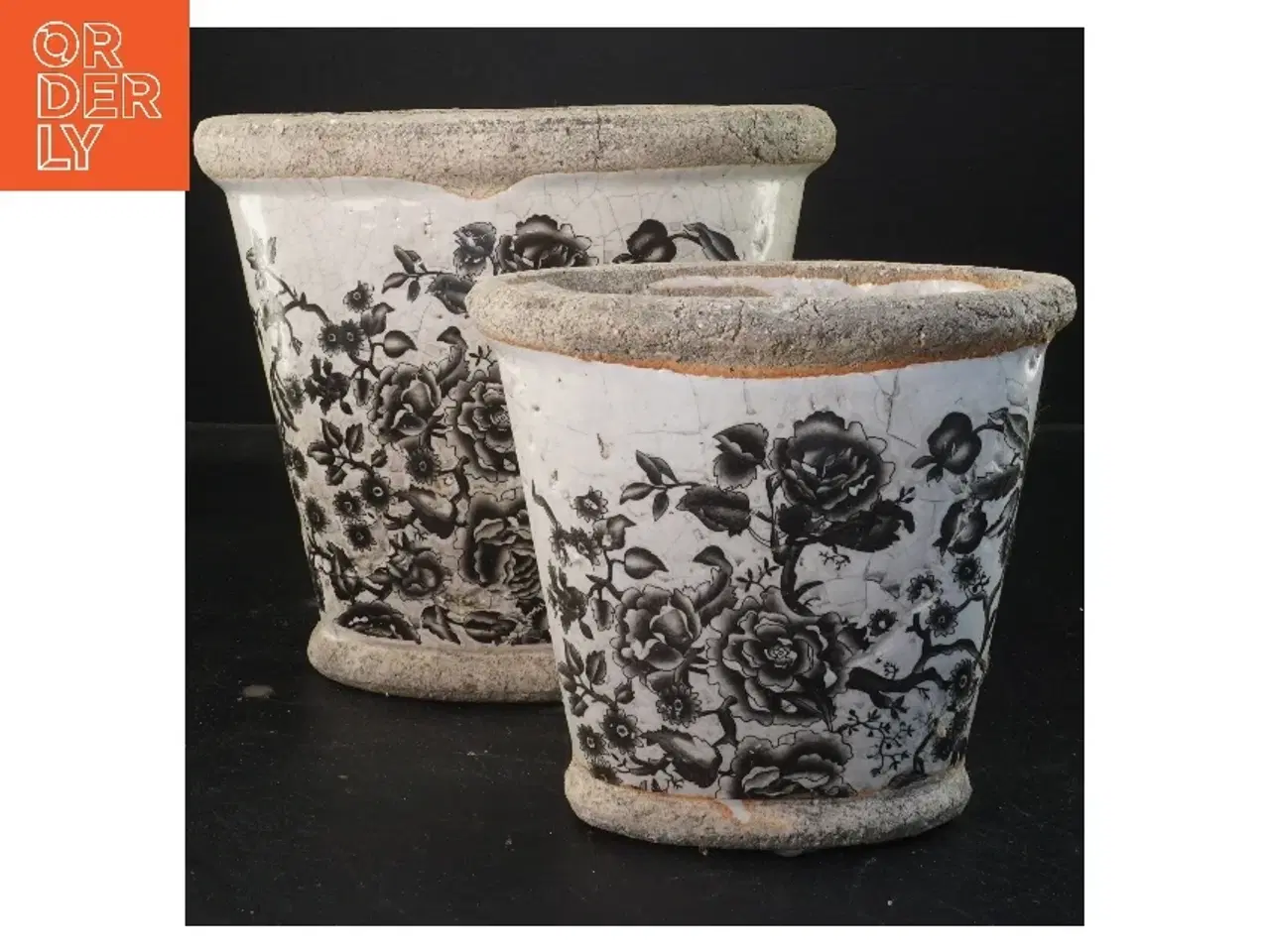 Billede 1 - Blomsterpotter med blomstermønster (str. 19x22&14,5x16 cm)