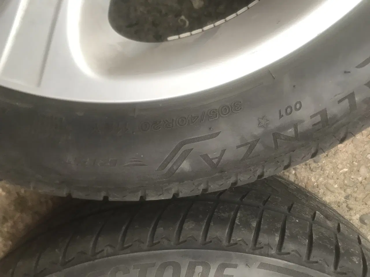 Billede 4 - BMW X5 Fælge med dæk Jeg 4 stk flotte sommerdæk t