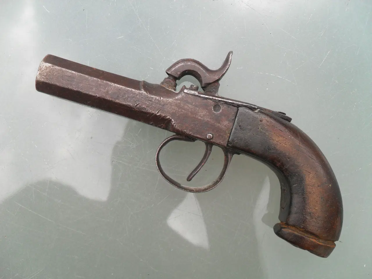 Billede 1 - gammel autentisk pistol