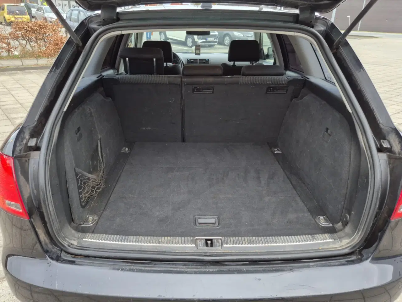 Billede 10 - Audi A4 2.0 TDi S-Line pæn og velholdt øko