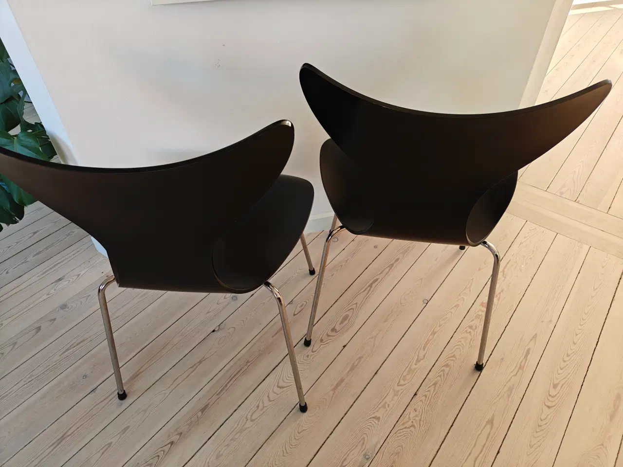 Billede 5 - Arne Jacobsen Liljen / Mågen / 3108 - stole