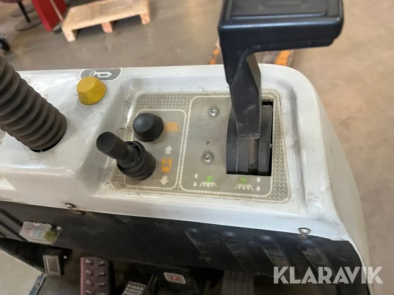 Billede 9 - Fejemaskine FIMAP SP700B