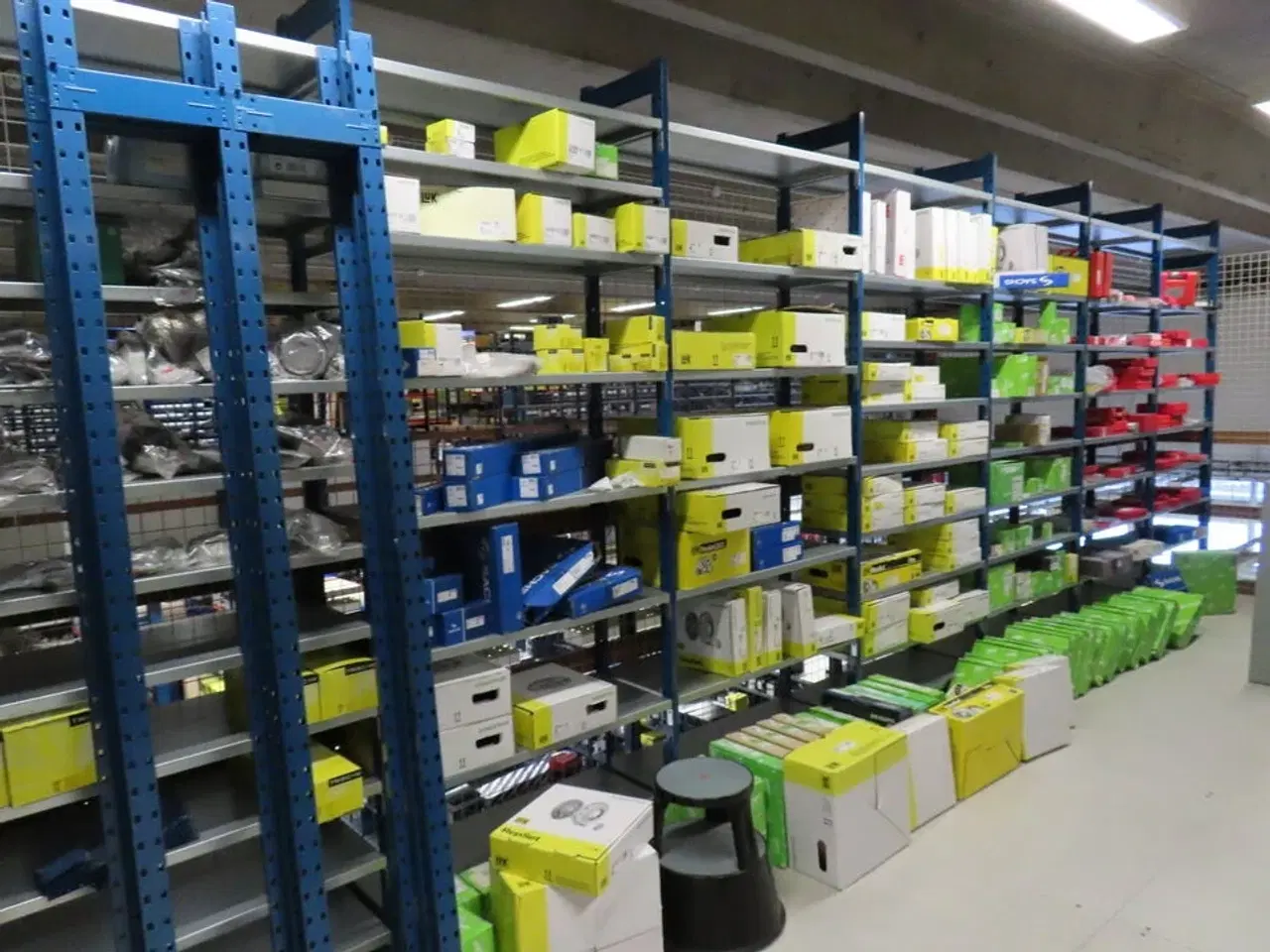 Billede 8 - Alle reservedele på repoen