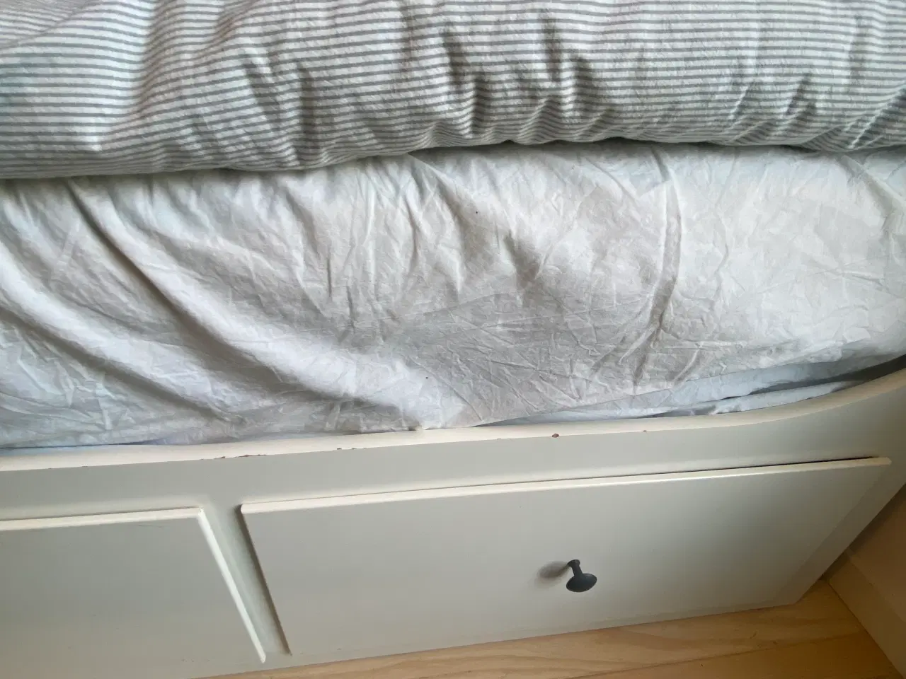 Billede 2 - Hemnes udtræks seng ikea 