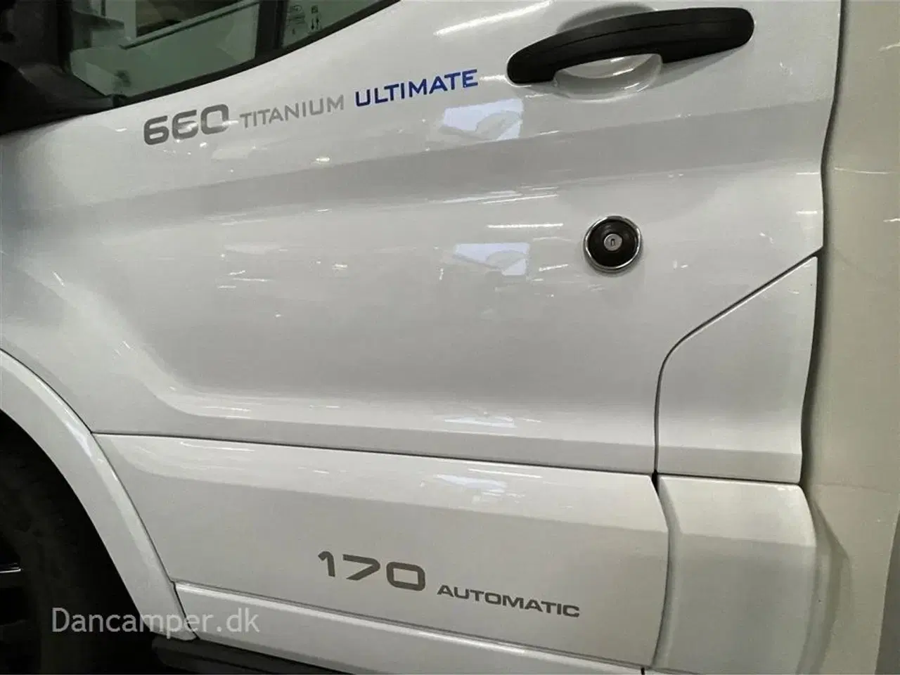 Billede 33 - 2024 - Chausson 660 Titanium ULTIMATE   UNDER KLARGØRING! Chausson 660 Titanium ULTIMATE, Elcykelholder, Lithiumbatterier, Induktionsplade, 3000W inverter