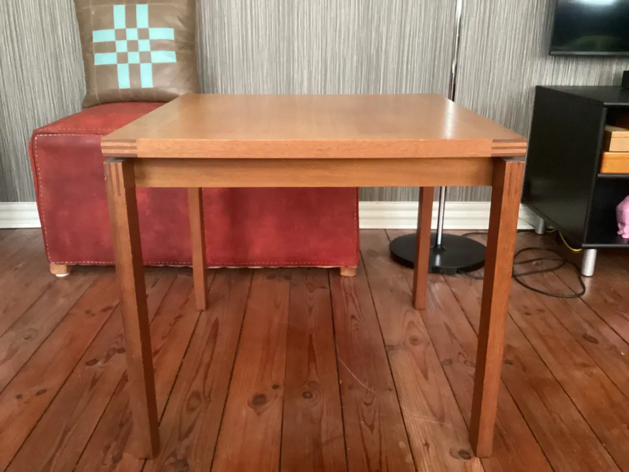 Billede 2 - Børge Mogensen elle Chr.Hvidt kvadr. Bord