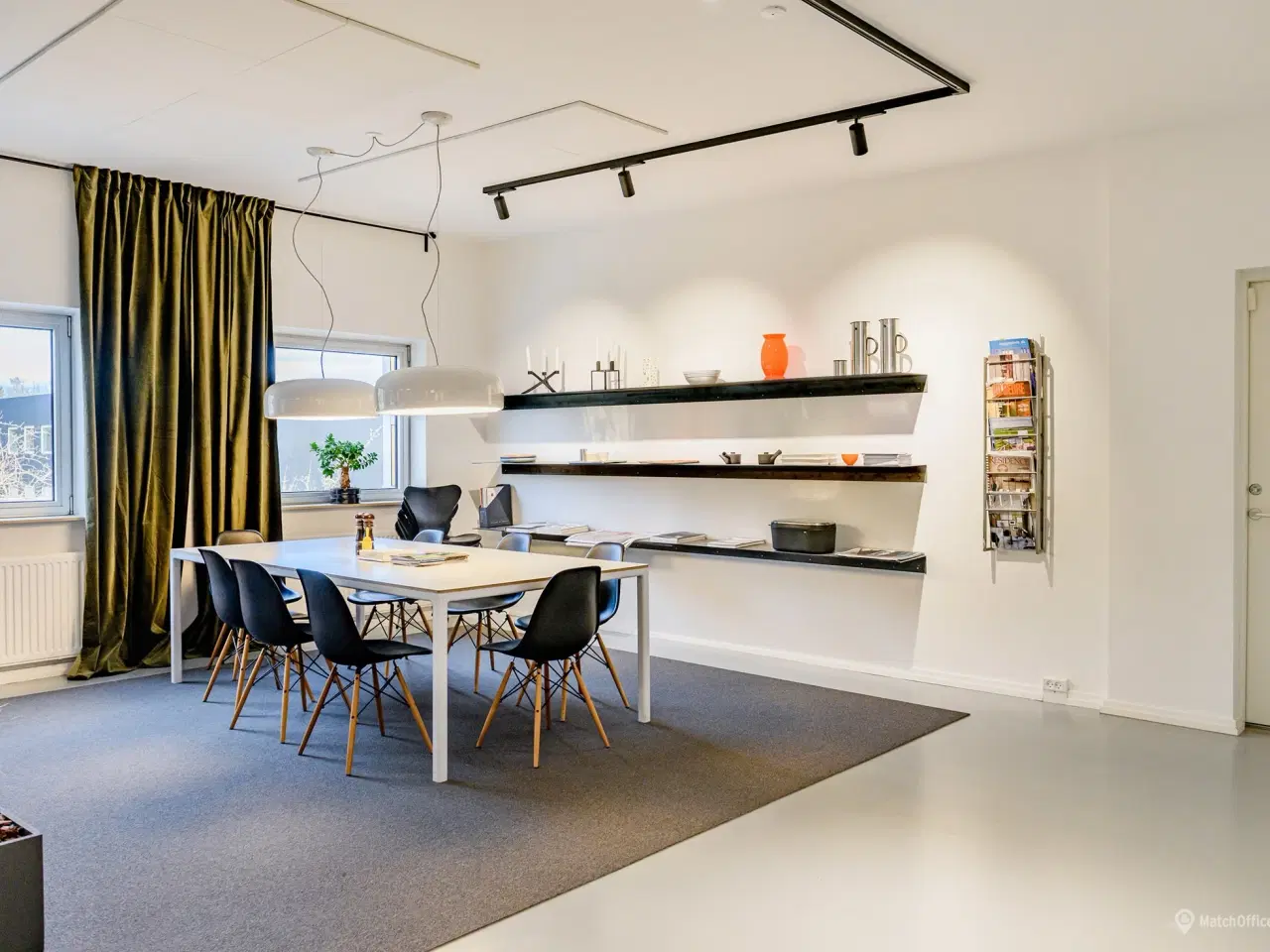 Billede 2 - Åbent Kontor med lysfald fra flere sider