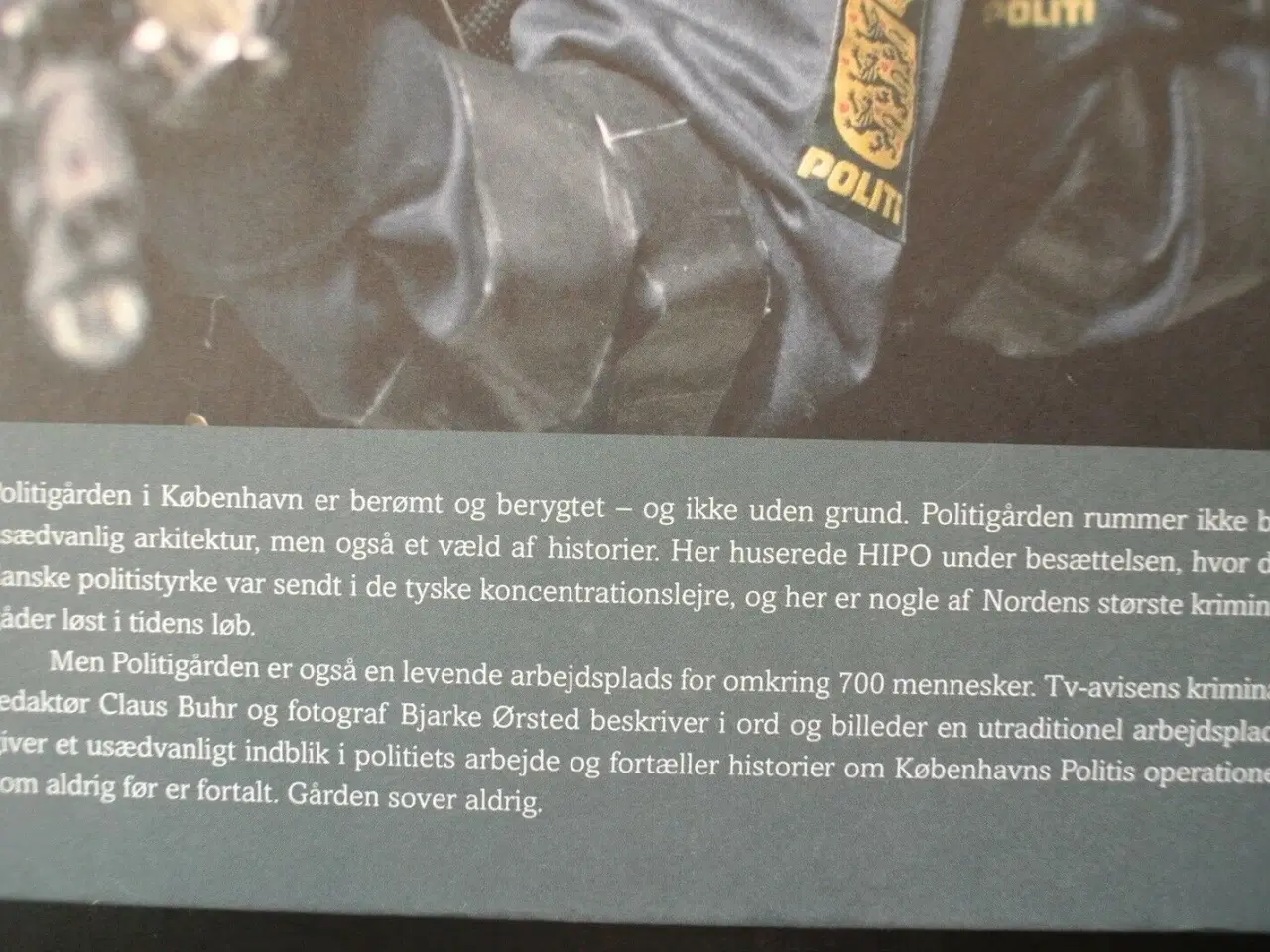 Billede 3 - gården - politigården i københavn, Af claus buhr o