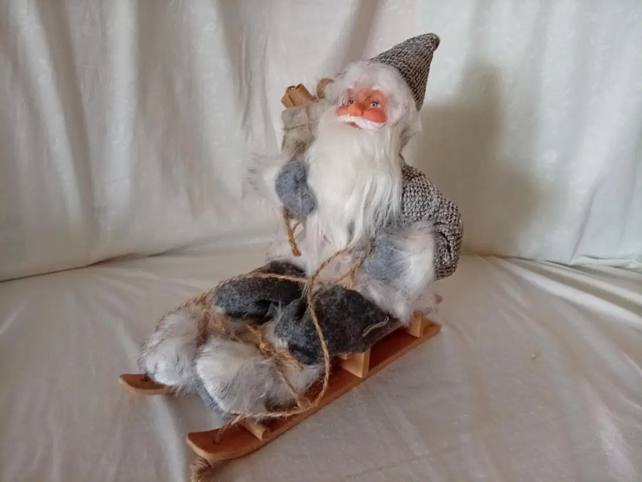 Billede 1 - Julemand på kælk