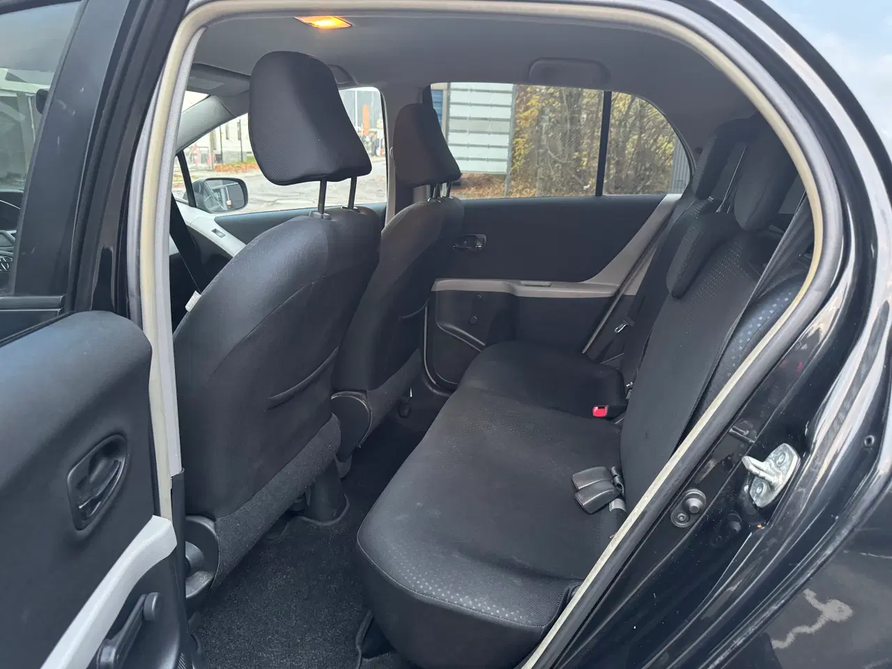 Billede 6 - Pæn Toyota Yaris