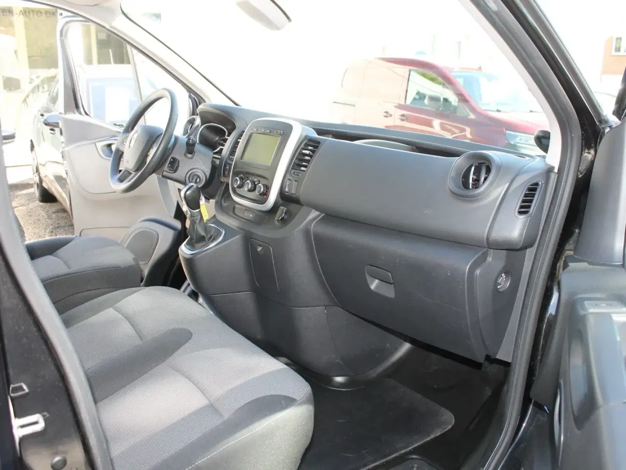 Billede 8 - Renault Trafic T29 2,0 dCi 145 L2H1 EDC