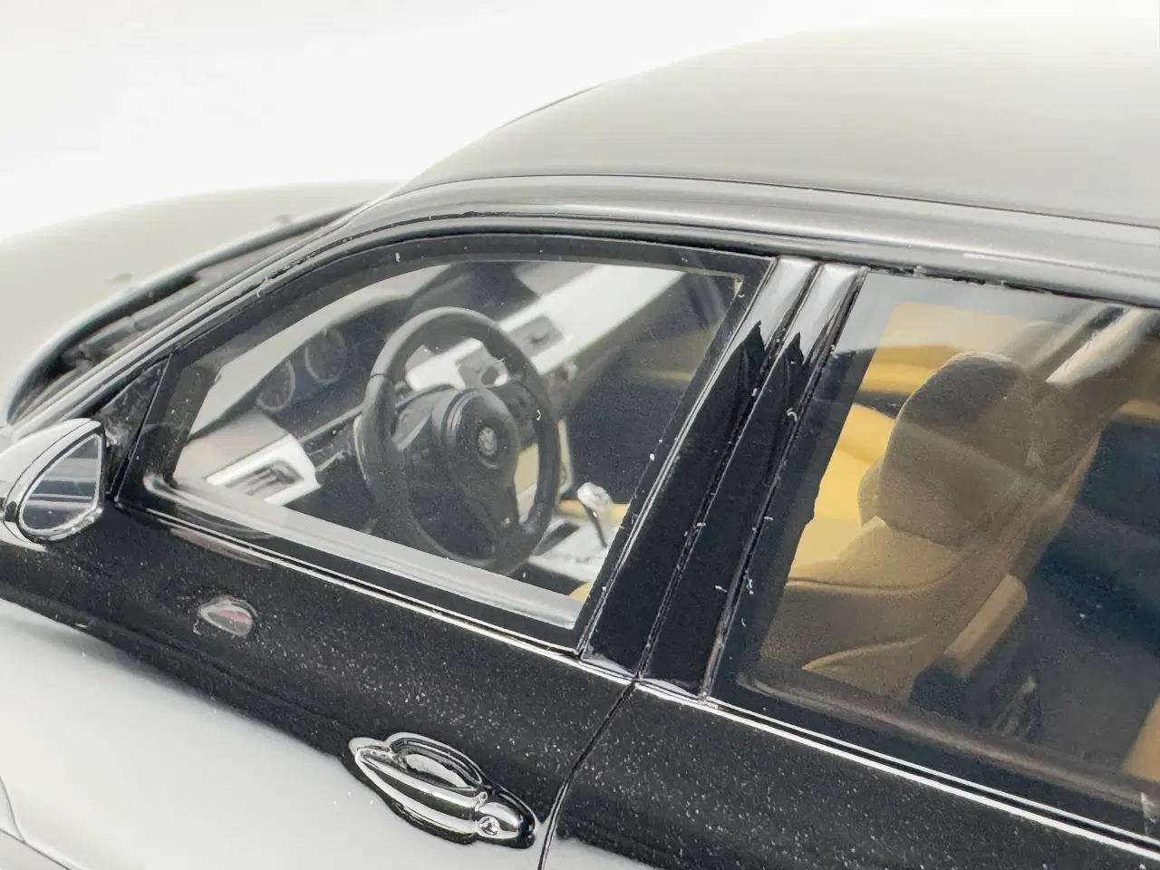 Billede 5 - 2005 BMW M5 E61 - Limited Edition - 1:18