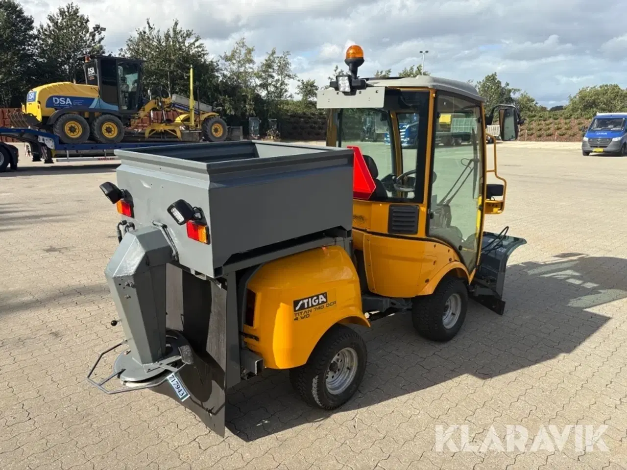 Billede 5 - Redskabsbærer Stiga Titan 740 DCR 4WD