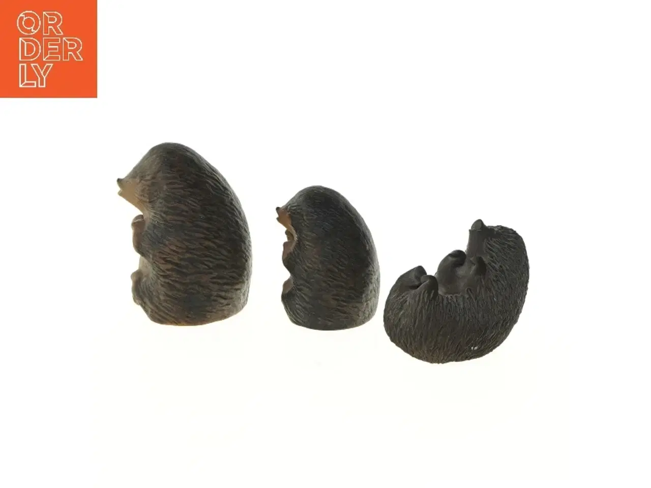 Billede 4 - Dekorative pindsvin figurer fra Ellen Karlsen (str. 6,5 og 7 og 8 cm)