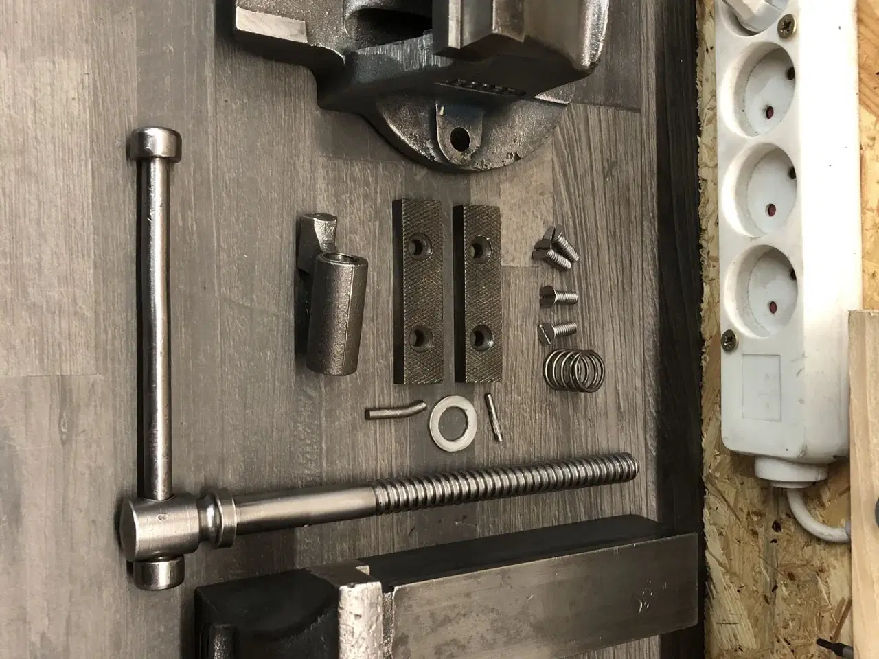 Billede 2 - Renoveret skruestik Record Nr. 1