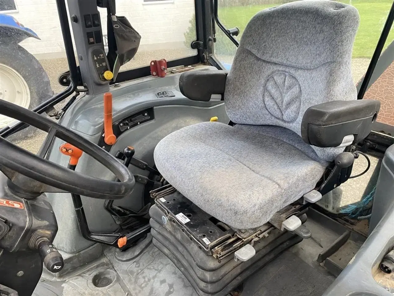 Billede 4 - New Holland TL 90A kun kørt 4.565 timer