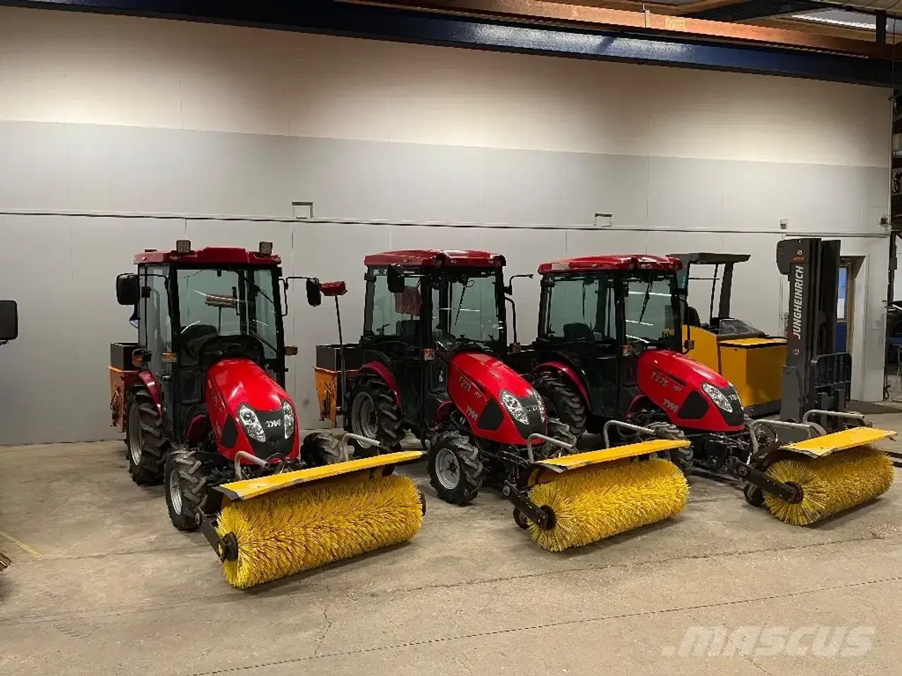 Billede 1 - TYM T273HST KUN 472 Timer