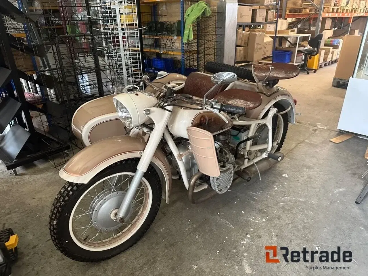 Billede 2 - - - - Motor cykel med sidevogn
