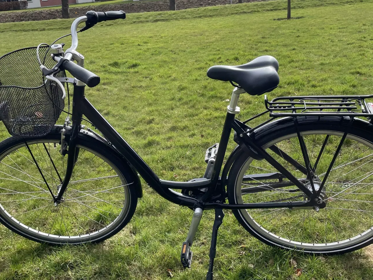 Billede 1 - Sort Mustang 28'' dame cykel 