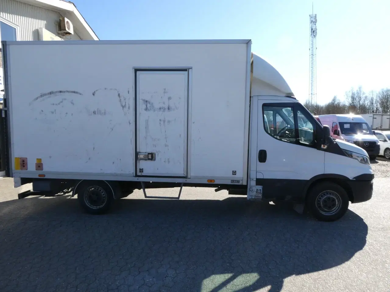 Billede 2 - Iveco Daily 2,3 35S16 Alukasse m/lift AG8