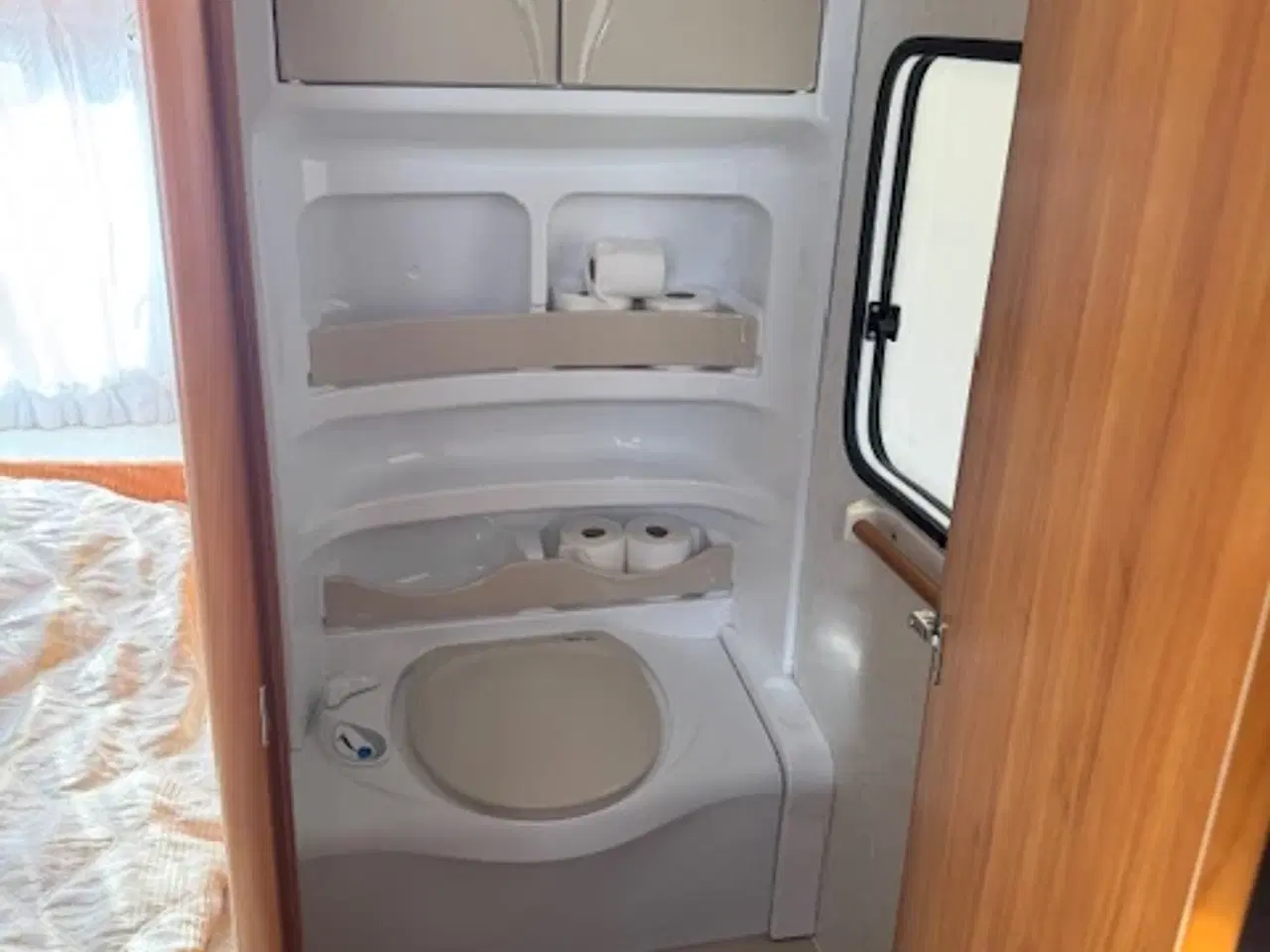 Billede 7 - Campingvogn med nyt fortelt