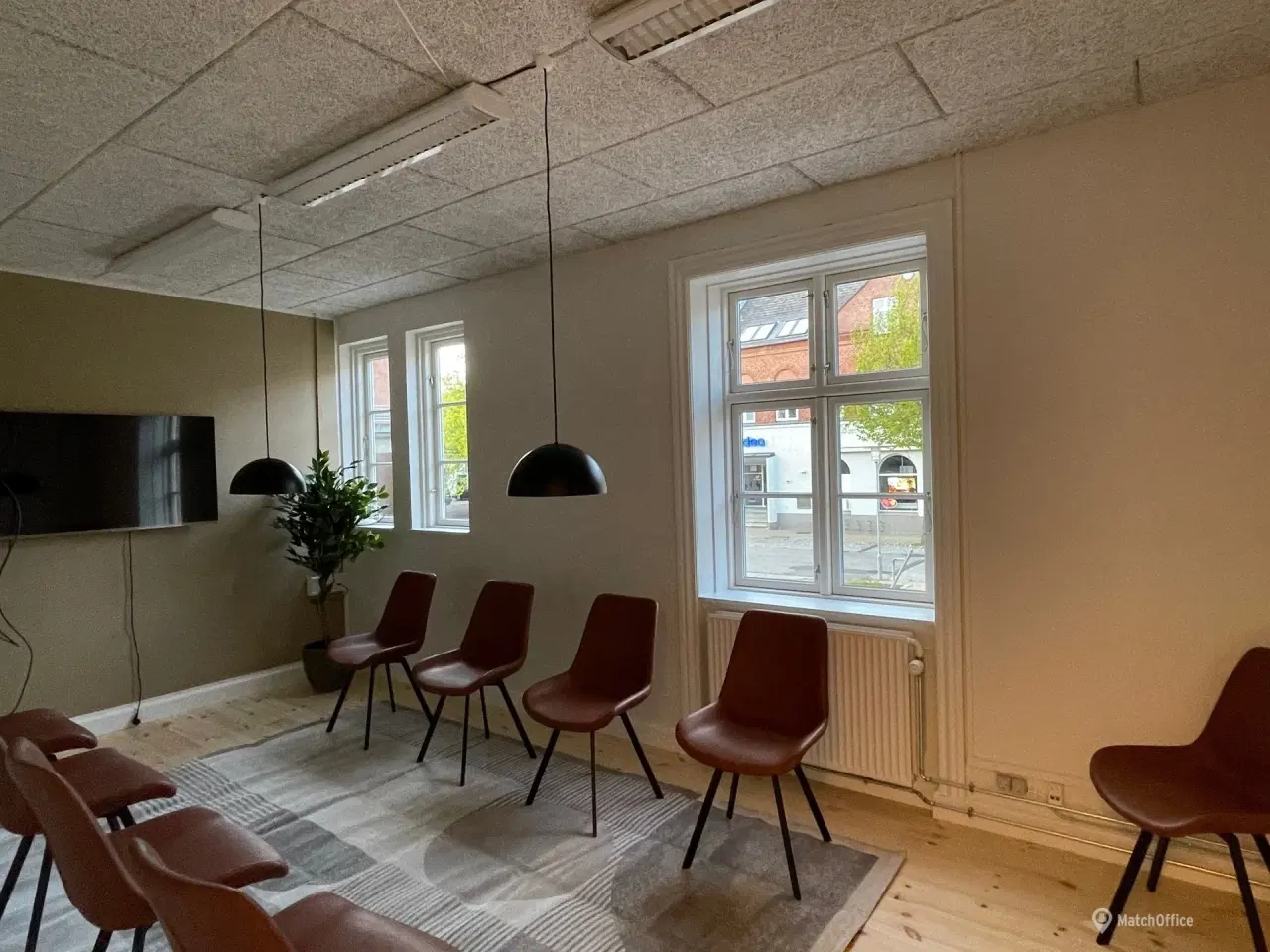 Billede 12 - Kontorlokaler i den gamle banegård