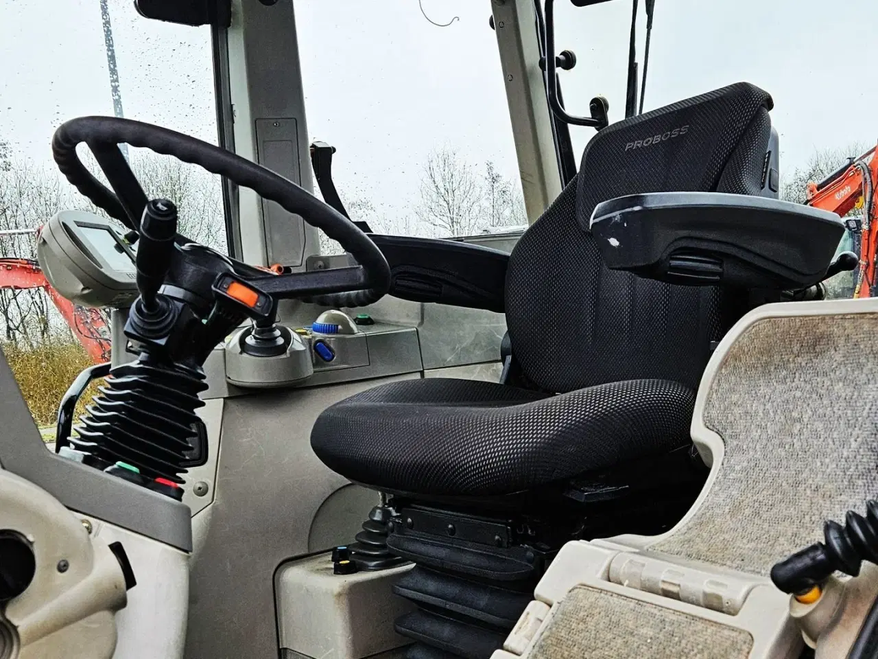 Billede 12 - Fendt 410 / Vario / frontlift mv. / 12.000 timer