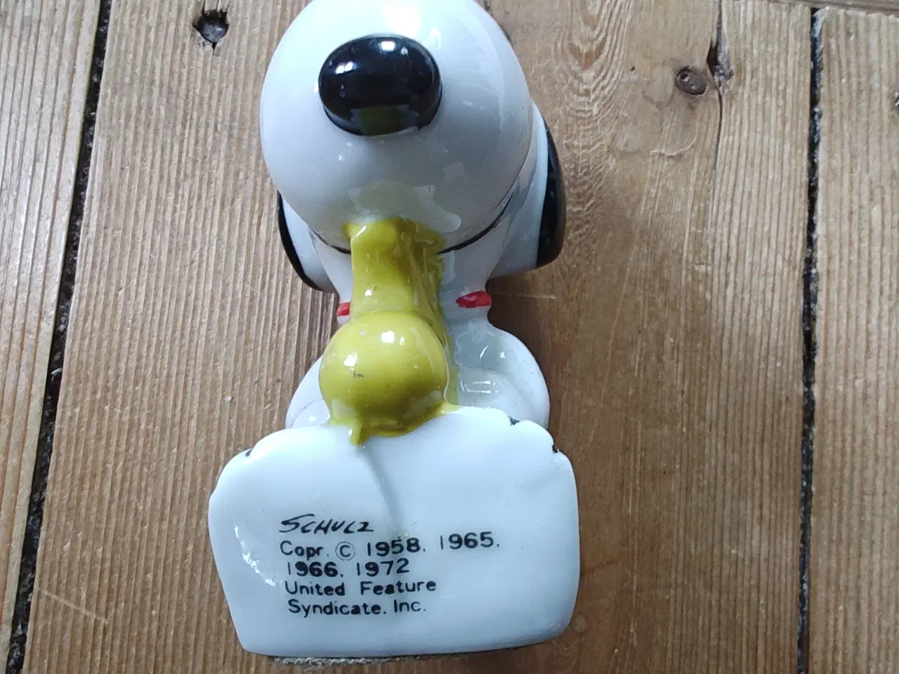 Billede 2 - Snoopy Figur Papirvægt