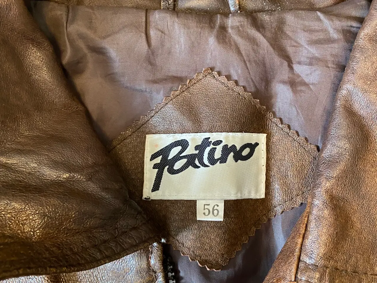 Billede 2 - Vintage læder bomberjakke Str. 56