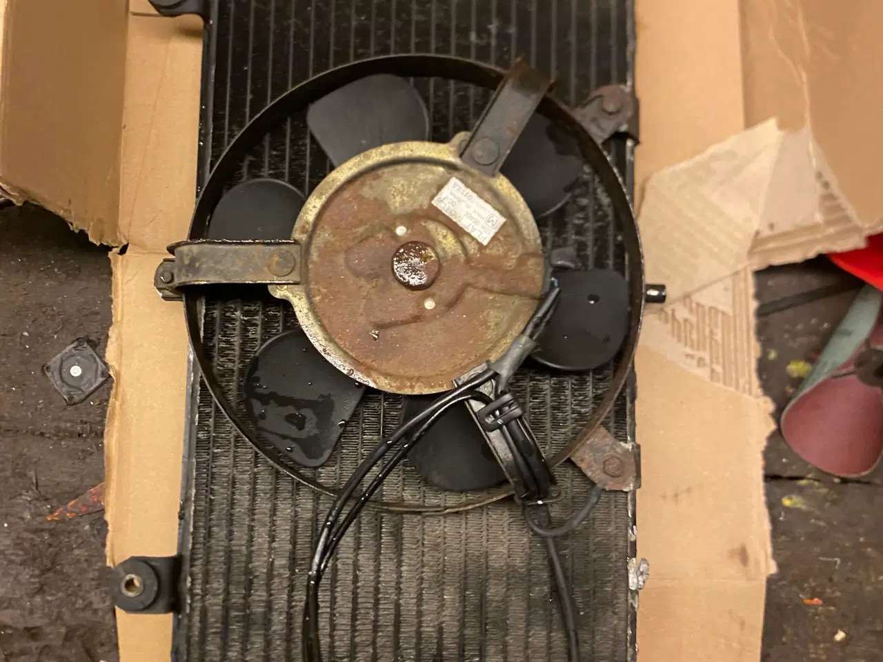 Billede 4 - Køler med blæser til Honda ST 1100