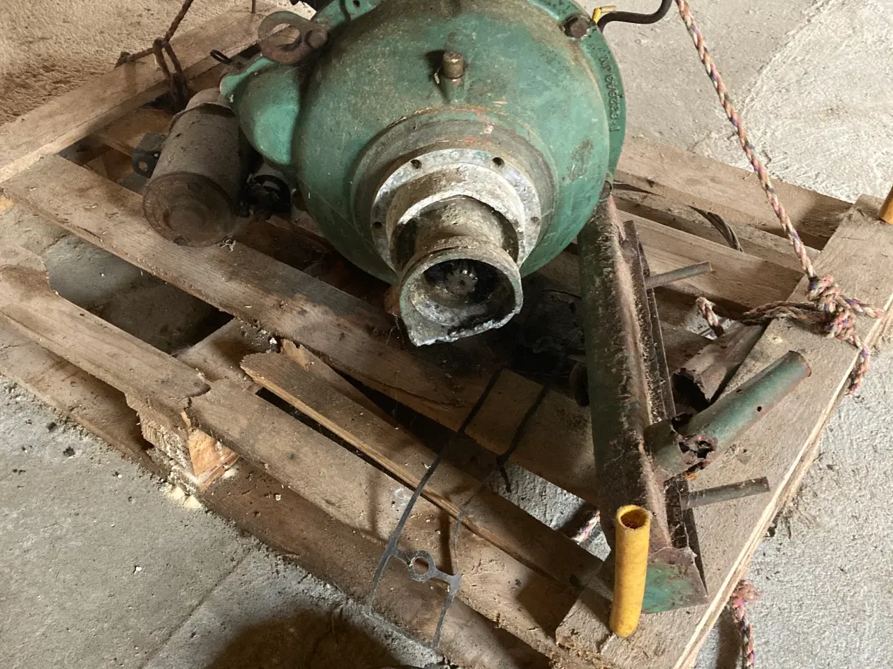 Billede 2 - Volvo Penta motor til reservedele
