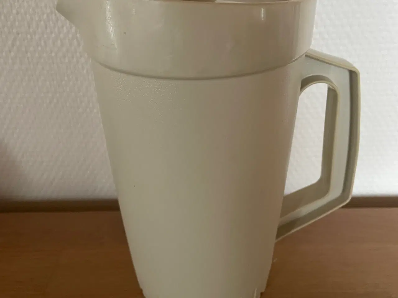 Billede 1 - Kande Tupperware 1 liter